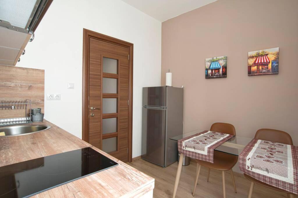 Elegant & Stylish 2 Bedroom Διαμέρισμα