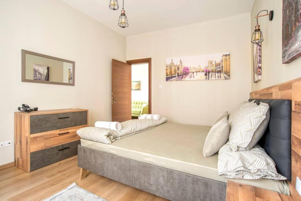 Elegant & Stylish 2 Bedroom Daire *
